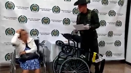 81세 할머니, 휠체어에 코카인 숨겨 밀입국 시도... 공항서 적발