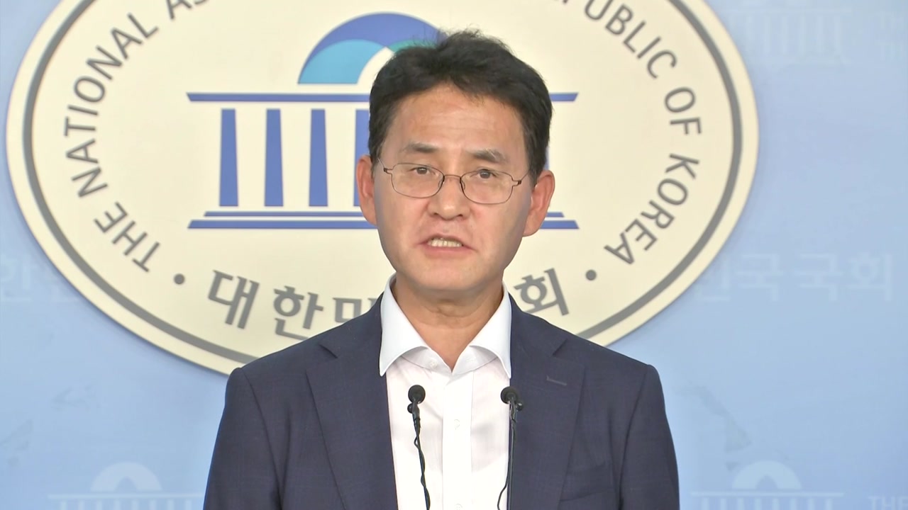 한국당 "계엄령 황교안 연루 주장, 명백한 가짜뉴스...법적 대응할 것"