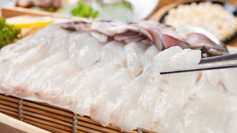 생선회 가격 13년여 만에 최대폭 하락...8개월 연속 내림세