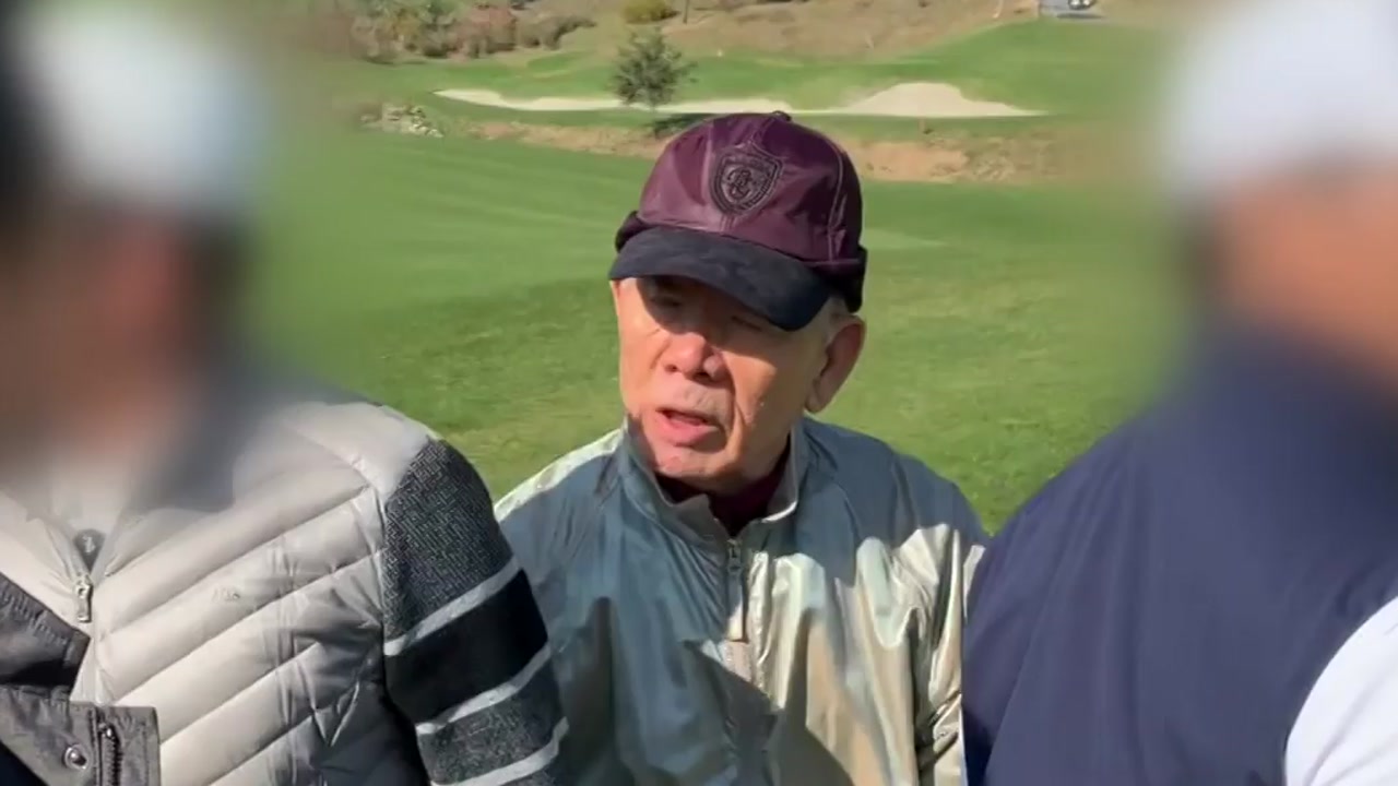 [영상] 골프 즐기는 전두환 포착 "광주랑 상관없어"