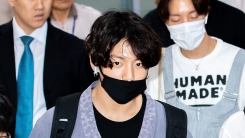 방탄소년단 정국, 교통사고 피의자 신분 입건…소환 일정 미정 방탄소년단 정국, 교통사고 피의자 신분 입건…소환 일정 미정