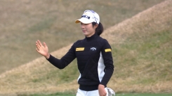 10년 차 안송이, 감격의 첫 우승...최혜진 4관왕 10년 차 안송이, 감격의 첫 우승...최혜진 4관왕