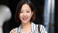 박보영, 팔 부상으로 휴식기...소속사 "심각한 것은 아냐" (공식) 박보영, 팔 부상으로 휴식기...소속사 "심각한 것은 아냐" (공식)