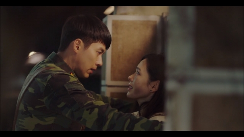 [Y리뷰] '사랑의 불시착', 북한 소재 신선하지만...비현실성 극복 과제 