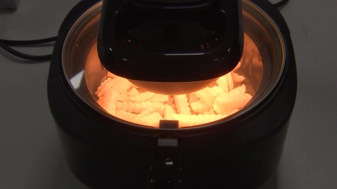 에어프라이어, 감자 조리 잘못하면 '발암물질' 유발?