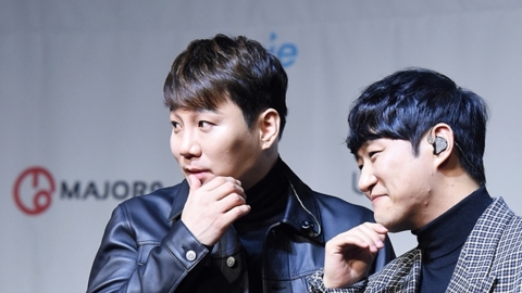 [Y이슈] 바이럴 마케팅과 사재기 차이…닐로·바이브 측의 반박 