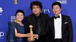 디카프리오, 봉준호 감독에 악수 요청하며 "'기생충' 놀라운 영화" 디카프리오, 봉준호 감독에 악수 요청하며 "'기생충' 놀라운 영화"