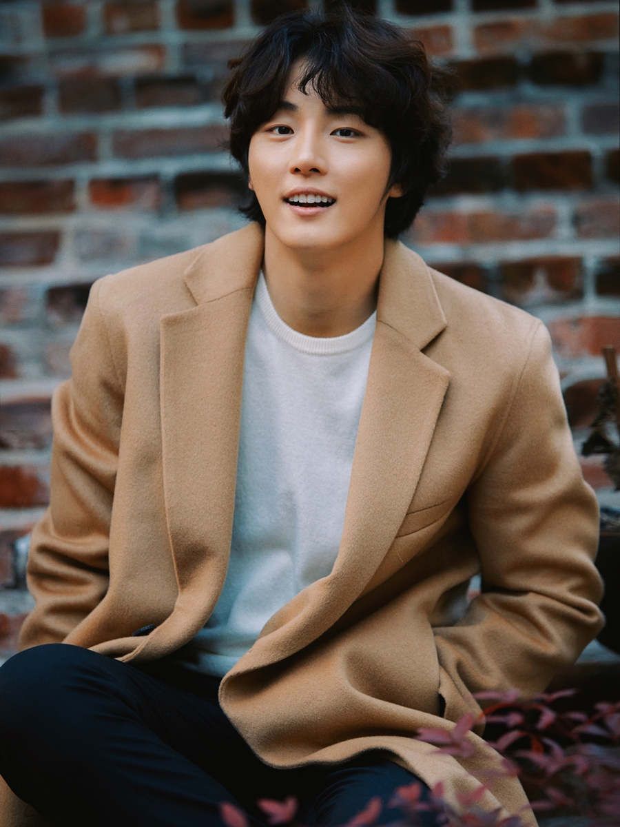 데뷔 ‘10년’ 윤시윤 “시청자 시선 1분이라도 더 사로잡고 싶다”