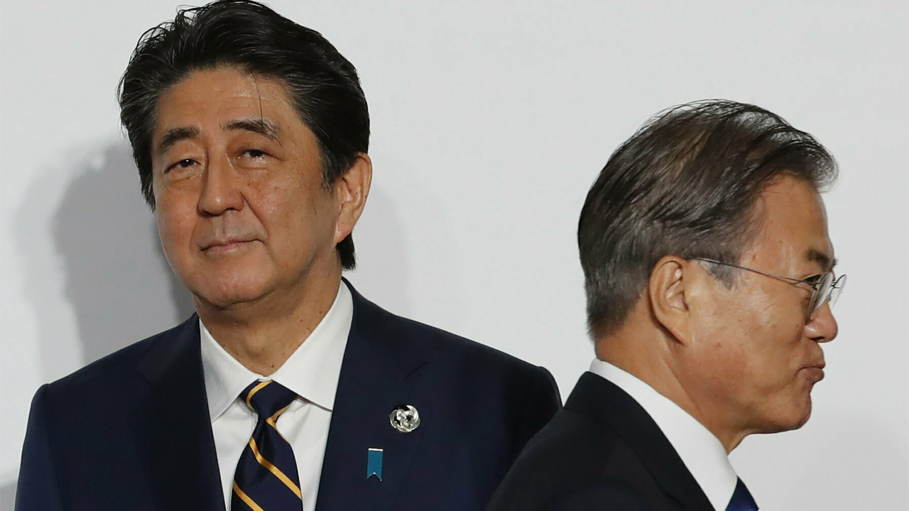 日 언론 "한국 소재, 일본 의존도 벗어나...아베가 얕봤다" 평가