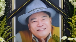 남보원 별세에 연예계 애도 물결...남희석 "진짜 코미디언" 남보원 별세에 연예계 애도 물결...남희석 "진짜 코미디언"