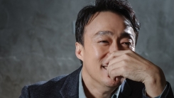 동물과 말하고, 최고 권력자 되고...이성민의 변신 동물과 말하고, 최고 권력자 되고...이성민의 변신