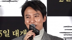'클로젯' 김남길 "하정우·김광빈 감독 우정, 소외받는 기분" '클로젯' 김남길 "하정우·김광빈 감독 우정, 소외받는 기분"