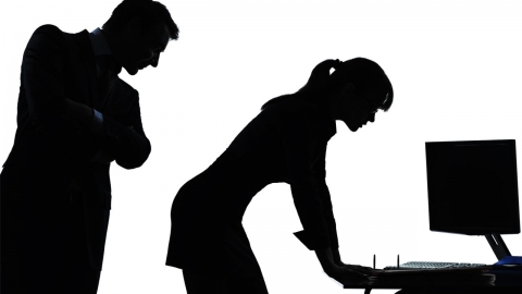 상사가 여직원에 '살찐다' 상습 발언...법원 "성희롱"