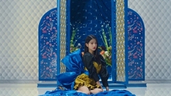 '17일 컴백' 아이즈원, '피에스타' MV 티저 공개…몽환적 분위기 '17일 컴백' 아이즈원, '피에스타' MV 티저 공개…몽환적 분위기