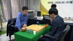 신진서, 박정환 꺾고 메이저대회 첫 우승 신진서, 박정환 꺾고 메이저대회 첫 우승