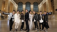 방탄소년단, 美 '지미 팰런쇼'서 신곡 'ON' 첫 무대…대규모 퍼포먼스 정점 방탄소년단, 美 '지미 팰런쇼'서 신곡 'ON' 첫 무대…대규모 퍼포먼스 정점