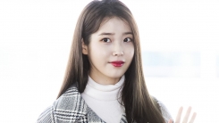 아이유, 코로나19 성금으로 2억 원 쾌척...'기부 영웅' 영향력 ing 아이유, 코로나19 성금으로 2억 원 쾌척...'기부 영웅' 영향력 ing