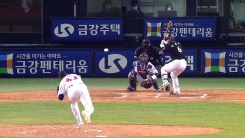 '1강' 두산 "나도 도전자"...키움 등이 대항마 '1강' 두산 "나도 도전자"...키움 등이 대항마