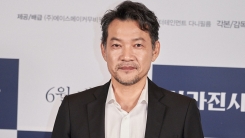 '사라진 시간' 정진영 감독 "17살 때 연출 꿈, 57살 때 이뤄" 감격 '사라진 시간' 정진영 감독 "17살 때 연출 꿈, 57살 때 이뤄" 감격