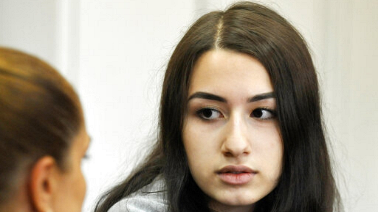 신체적·성적 학대 일삼은 친부 살해한 러시아 세 자매 재판