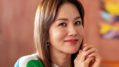 엄정화 "환불원정대? 뜻도 몰랐다...같이 할 음악 있길" 엄정화 "환불원정대? 뜻도 몰랐다...같이 할 음악 있길"