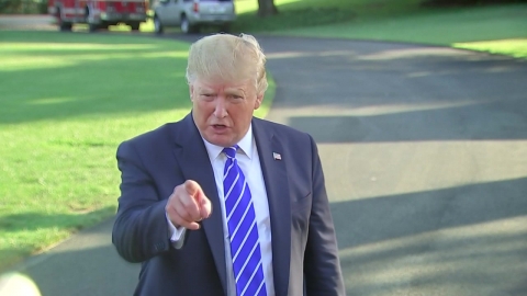 "트럼프, 김정은 친서 입수 기자에 공개 금지 경고"