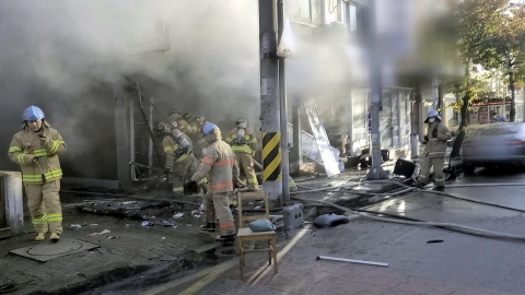 시흥 미용실에서 불...위층 살던 30대 남성 구조