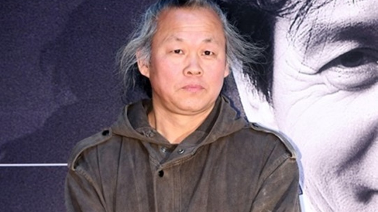 [영화]김기덕필름 고인 향한 억측·비난 삼가 달라...장례는 유가족 진행(전문) | YTN 김기덕필름 고인 향한 억측·비난 삼가 달라...장례는... 