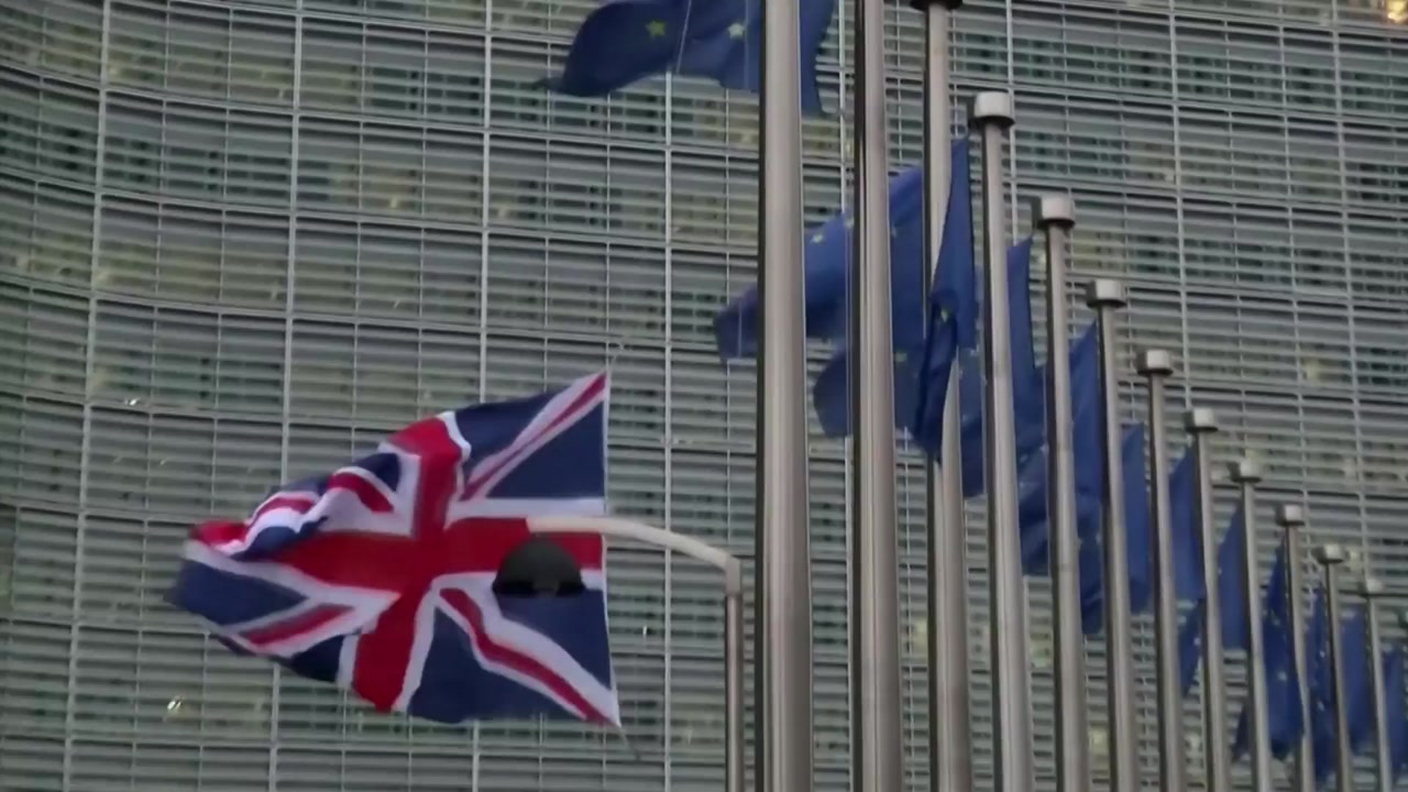 [국제]UK-EU Signs a Dramatic Agreement on Future Relations After Brexit