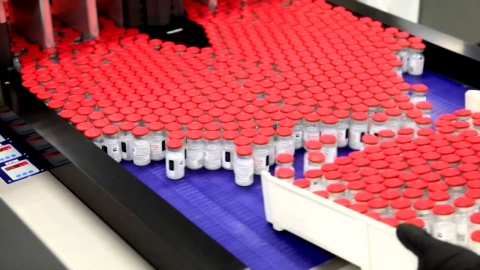 모더나 백신 맞은 의사, 몇 분 뒤...알레르기 증상 첫 보고