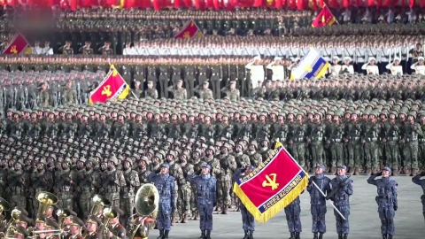 "북한, 어제 저녁 당대회 열병식 개최한 듯"