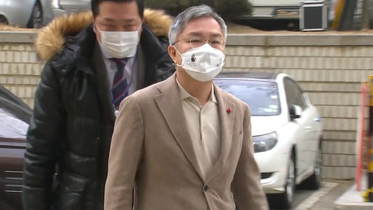 [사회]Kang-wook Choi’s third indictment…for defamation of former channel A reporter