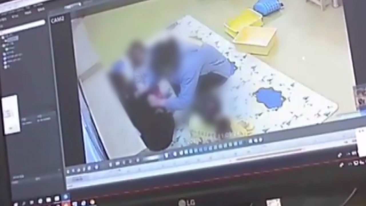 [사회]Two nursery teachers at Incheon daycare center apply for a warrant for’constant abuse of disabled children’