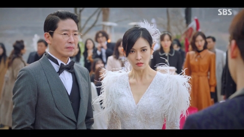 업그레이드된 ‘펜트하우스2’ 첫방부터 시청률 19%... 화려한 귀환