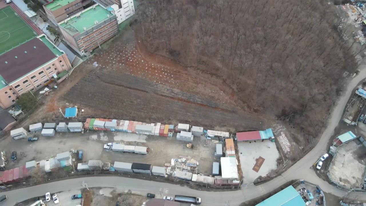 [사회]Alleged land dumping by front-line public officials… full investigation of employees and families