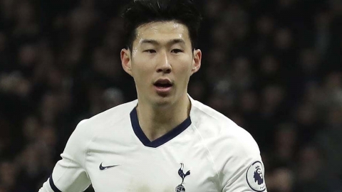 손흥민 햄스트링 부상 이탈...토트넘, 아스널에 역전패