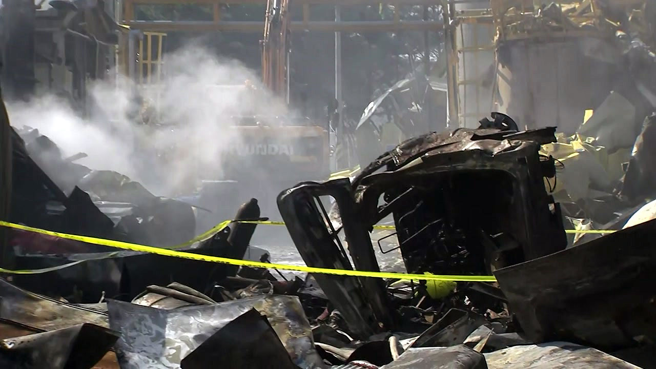 [전국]논산 전자 부품 공장 폭발, 화재 … 1 명 사망, 9 명 부상