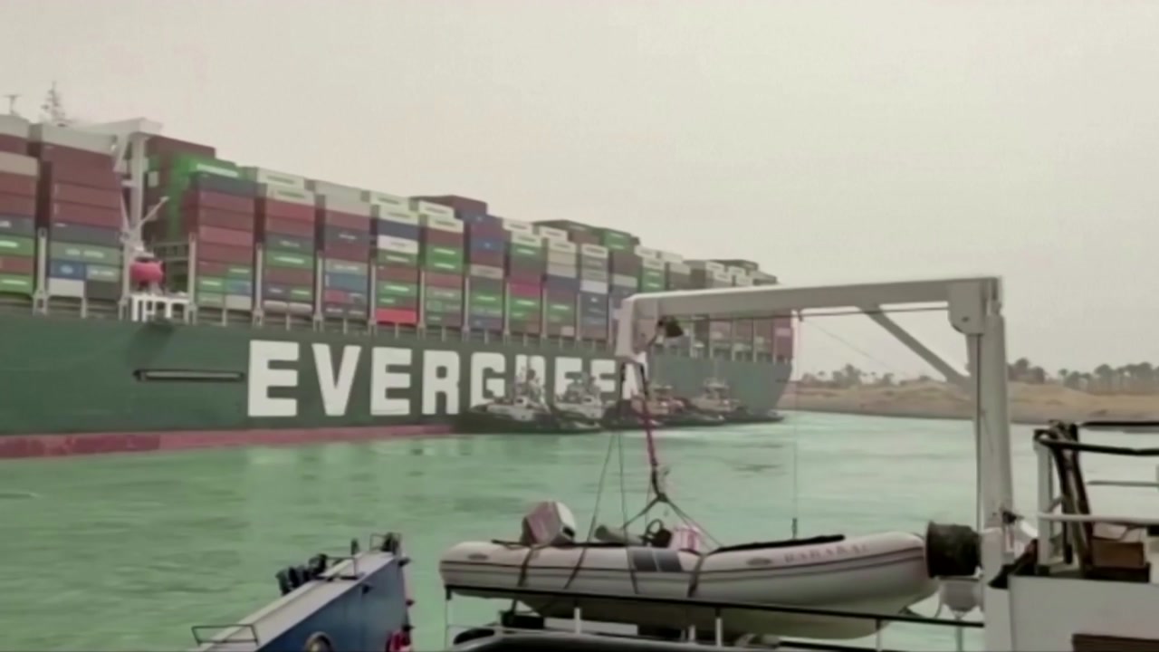 [국제]주요 해운사, 수에즈 운하 중단으로 희망봉 우회 검토