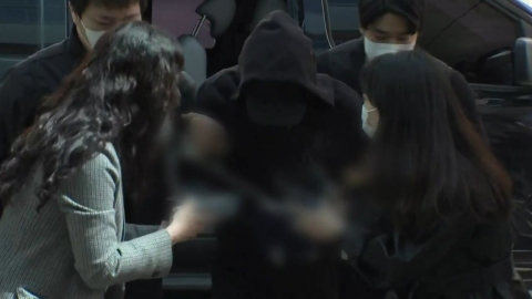 '세 모녀 살해' 피의자 구속 후 첫 조사…신상공개 여부 오늘 심의