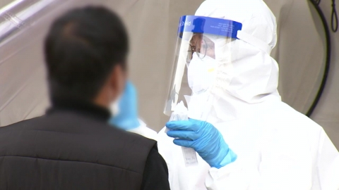 "코로나19 4차 유행 입구...3차보다 클 가능성"