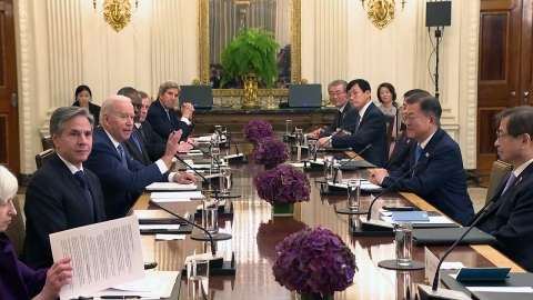 문 대통령-바이든, 첫 정상회담에서 "동맹 강화·협력 확대"