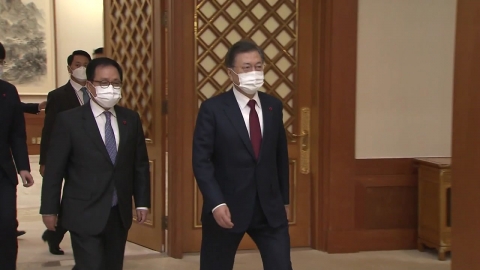 문 대통령, 내일 5당 대표 초청 간담회...방미 성과 공유