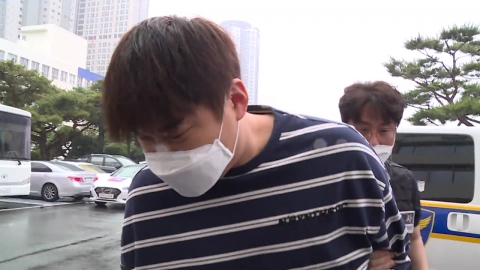 프로야구 선수 출신 윤성환, 도박 혐의로 구속