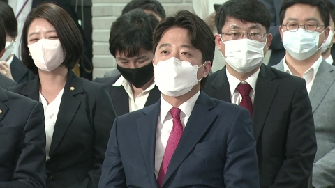  국민의힘 신임 당 대표에 85년생 이준석