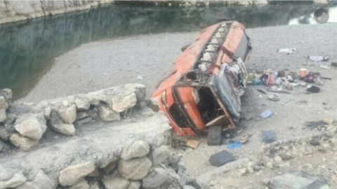 파키스탄에서 버스 협곡 추락...20명 사망·50명 부상