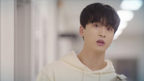 ‘간동거’ 배우 김강민, 코로나19 확진… “일정 취소 후 치료 집중”