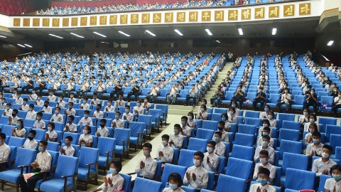 北 "日, 올림픽을 군국주의 부활 호기로 여겨"