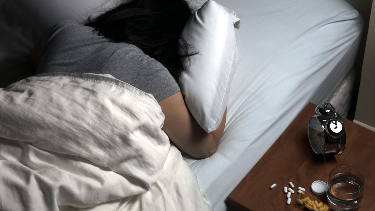 中 여성 "40년 동안 눈 감고 잠 못잤다"...수면의 비밀은? 