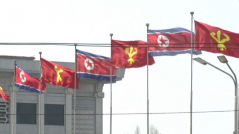  북한, 민간·안전무력 열병식...김정은, 참석하고 연설 안해