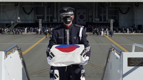 軍, 국군 전사자 유해 인수에 "국가의 무한 책임 의지"